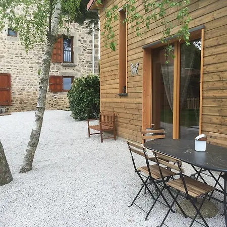 Сasa de vacaciones Ecogite Les Papillons Des Sucs Saint-Maurice-de-Lignon